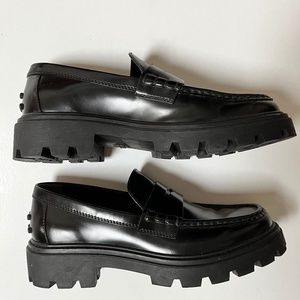 Tod’s Lug Sole Penny Loafer